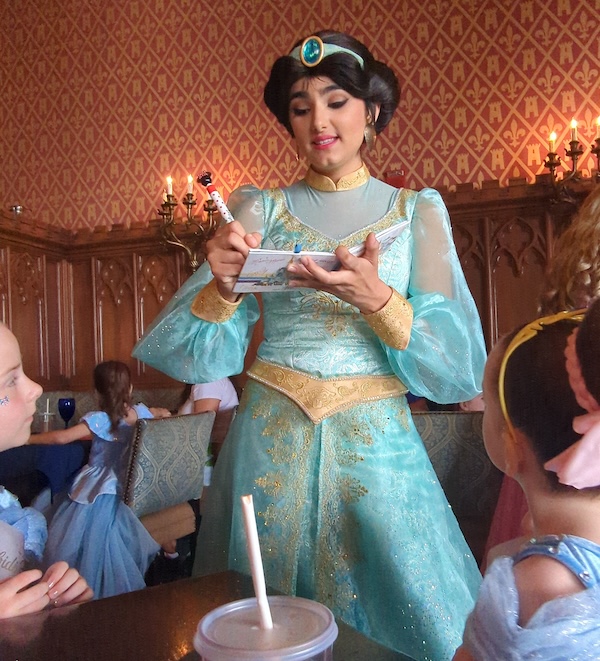 PXL 20230609 174940730